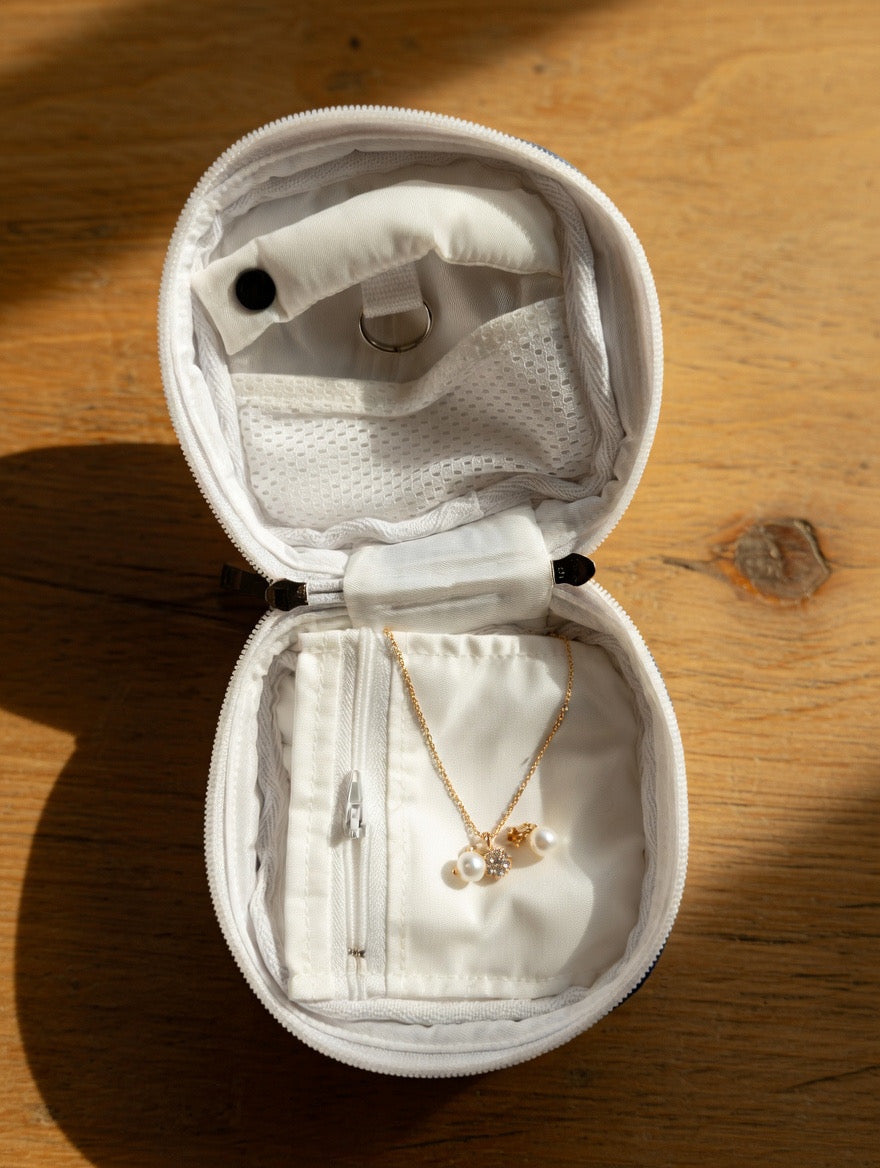 Cat-Themed Jewelry Case